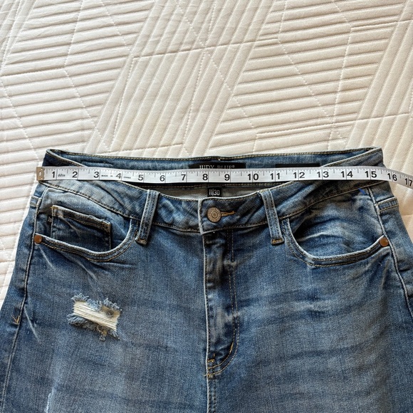 Judy Blue High Waist Cuffed Boyfriend Denim Jeans Distressed Straight Leg 11/30 - Picture 10 of 13
